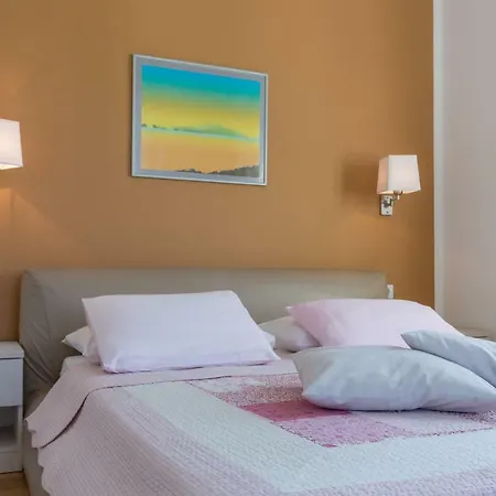 Victoria 2 Apartman *